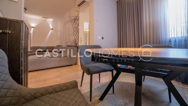 4 chambre Villa/Maison à vendre à El Chaparral, Torrevieja avec piscine garage - 590 000 € (Ref: 9133523)