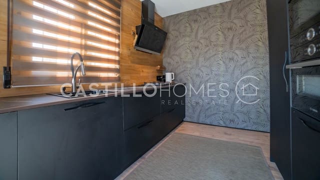 4 chambre Villa/Maison à vendre à El Chaparral, Torrevieja avec piscine garage - 590 000 € (Ref: 9133523)