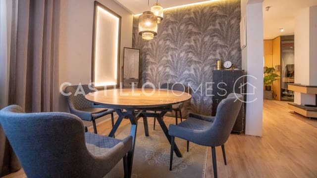 4 chambre Villa/Maison à vendre à El Chaparral, Torrevieja avec piscine garage - 590 000 € (Ref: 9133523)