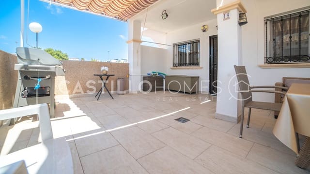 2 bedroom Bungalow for sale in Punta Prima, Orihuela with pool garage - € 169,000 (Ref: 9156057)
