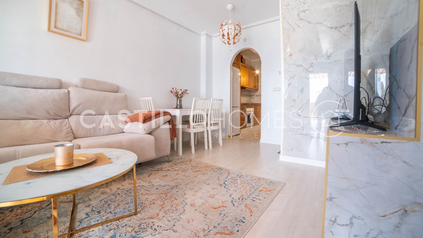 2 soverom Bungalow til salgs i Orihuela Costa med svømmebasseng garasje - € 169 000 (Ref: 9156057)