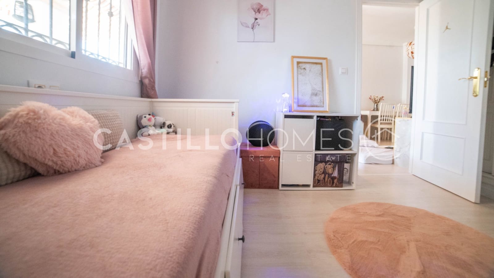 2 soverom Bungalow til salgs i Orihuela Costa med svømmebasseng garasje - € 169 000 (Ref: 9156057)