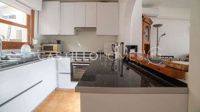 2 bedroom Townhouse for sale in Aguas Nuevas, Torrevieja - € 149,900 (Ref: 9160636)