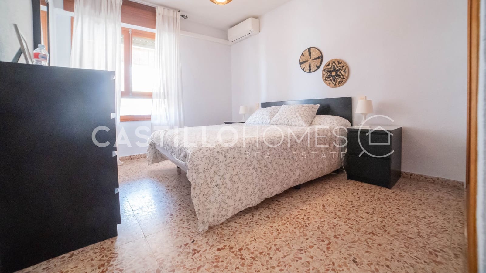 3 quarto Apartamento para venda em Torrevieja com garagem - 175 000 € (Ref: 9189916)