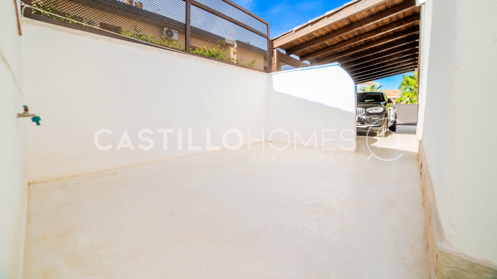 5 chambre Villa/Maison à vendre à Torre de la Horadada avec piscine garage - 740 000 € (Ref: 9207414)