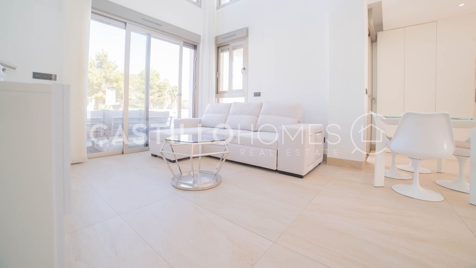 4 soverom Villa til salgs i Filipinas med svømmebasseng - € 499 900 (Ref: 9253980)