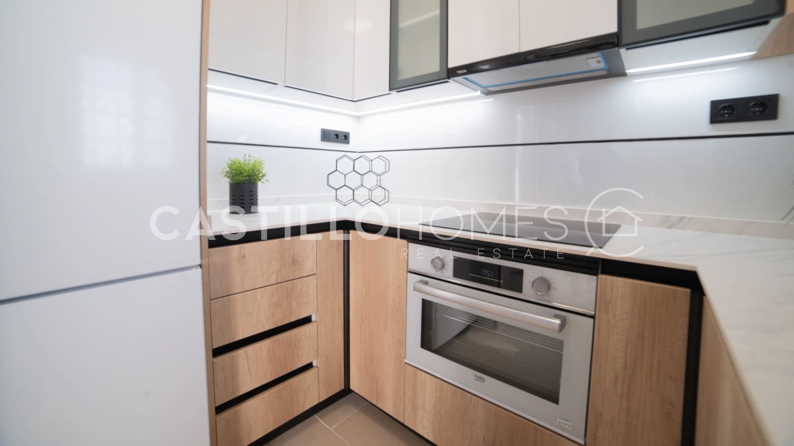 Apartamento de 2 habitaciones en La Mata en venta con piscina - 359.900 € (Ref: 9263843)