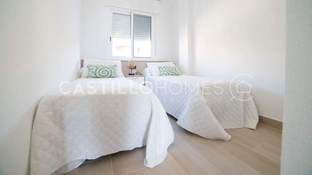 Apartamento de 2 habitaciones en La Mata, Torrevieja en venta con piscina - 359.900 € (Ref: 9263843)