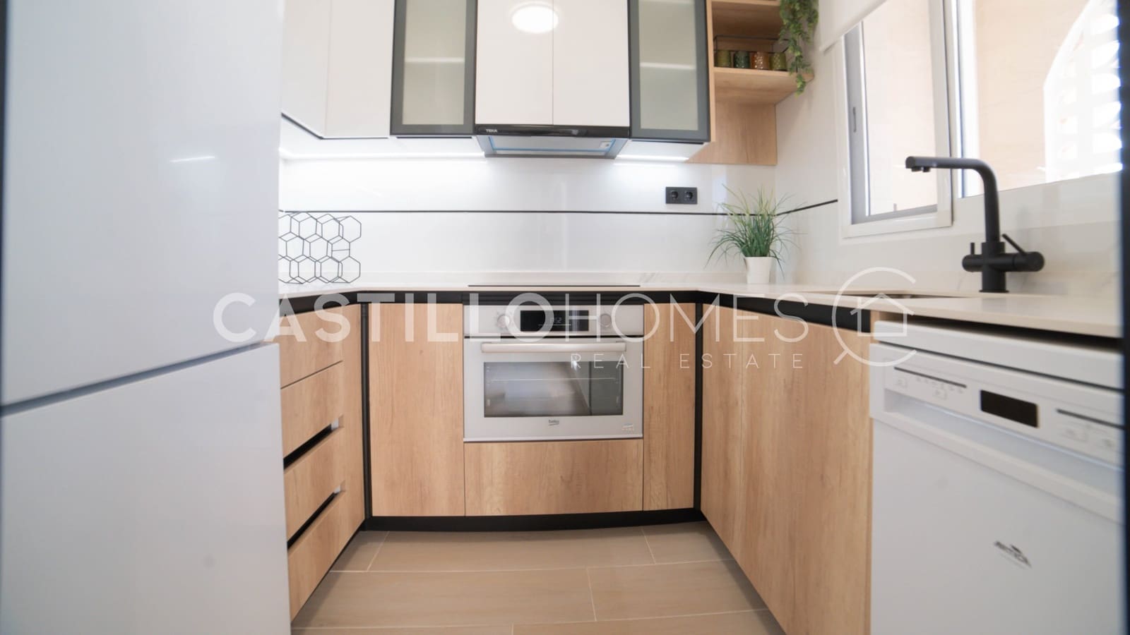 Apartamento de 2 habitaciones en La Mata en venta con piscina - 359.900 € (Ref: 9263843)