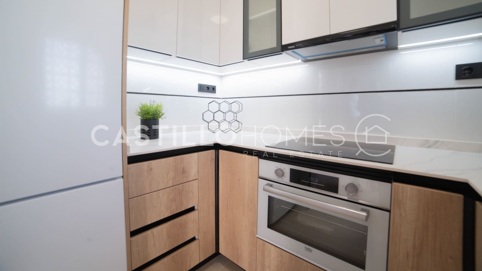 Apartamento de 2 habitaciones en La Mata en venta con piscina - 359.900 € (Ref: 9263843)