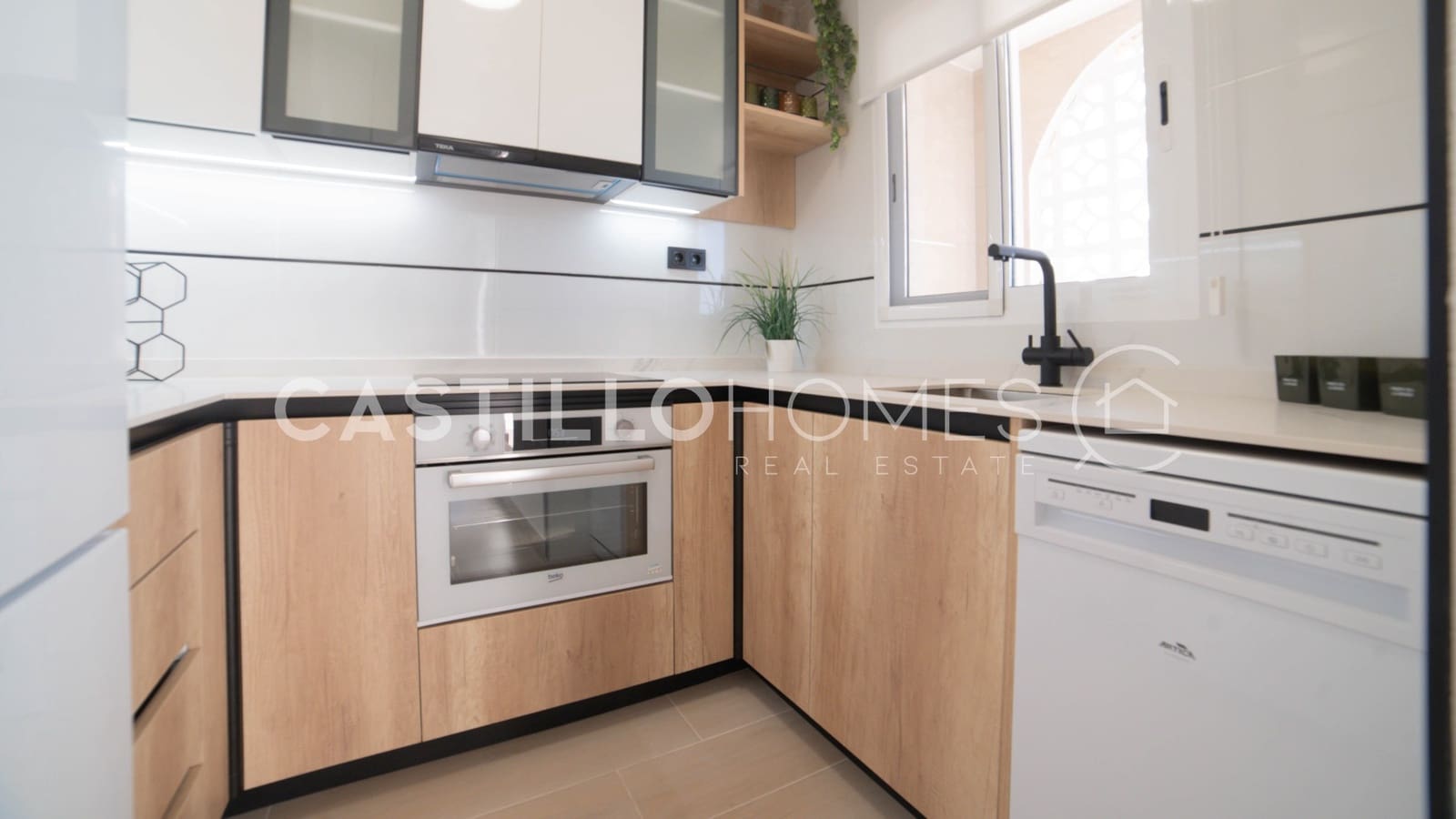 Apartamento de 2 habitaciones en La Mata en venta con piscina - 359.900 € (Ref: 9263843)