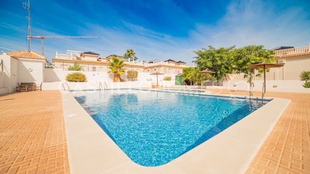 4 camera da letto Villa in vendita in Ciudad Quesada, Rojales con piscina - 329.800 € (Rif: 9289577)