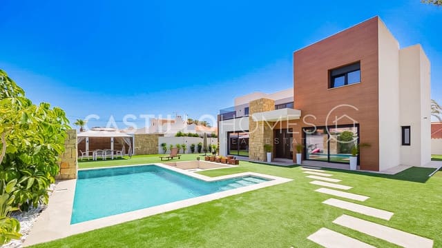 5 bedroom Villa for sale in El Chaparral - La Siesta - La Torreta, Torrevieja with pool - € 1,250,000 (Ref: 9307162)