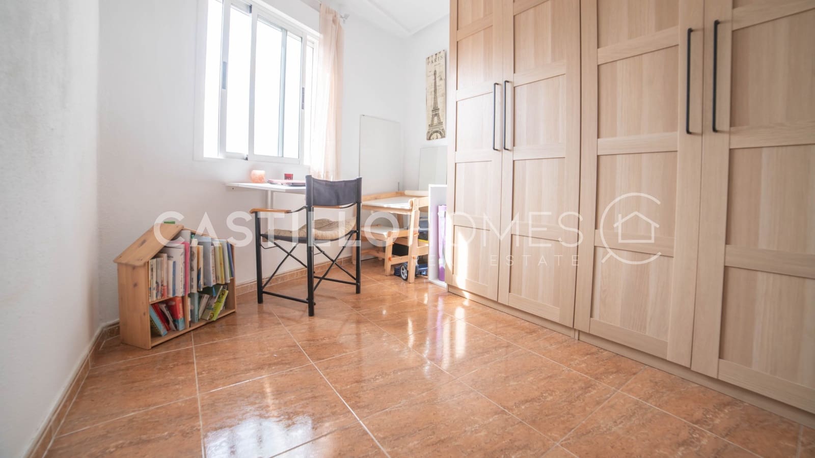 3 bedroom Apartment for sale in Torrevieja with pool - € 199,900 (Ref: 9319901)