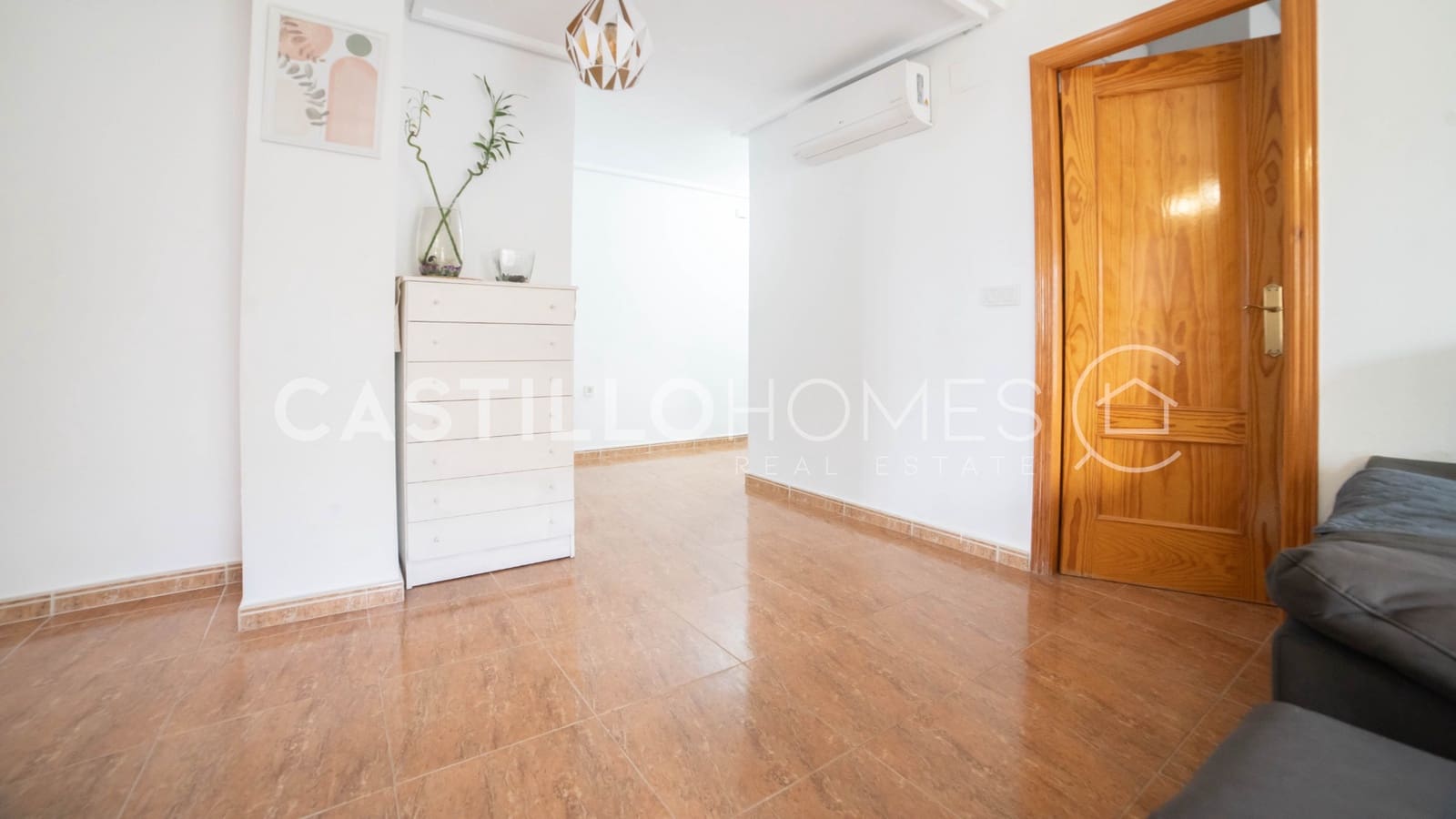 3 bedroom Apartment for sale in Torrevieja with pool - € 199,900 (Ref: 9319901)