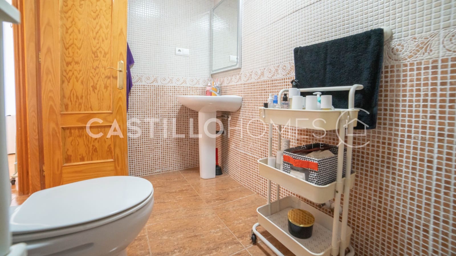3 bedroom Apartment for sale in Torrevieja with pool - € 199,900 (Ref: 9319901)