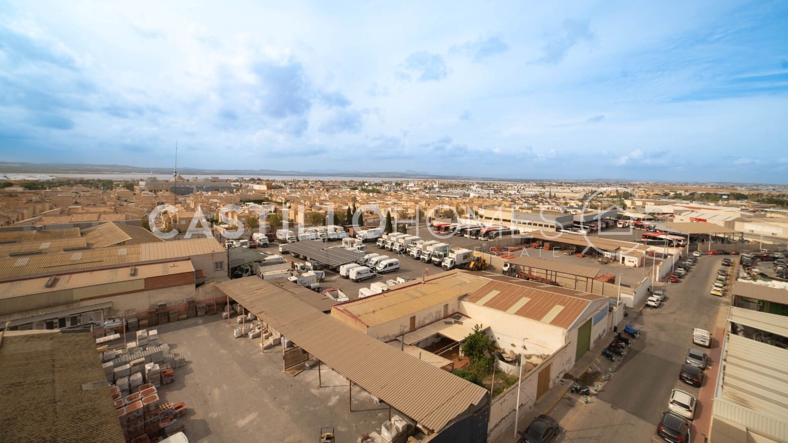 3 bedroom Apartment for sale in Torrevieja with pool - € 199,900 (Ref: 9319901)