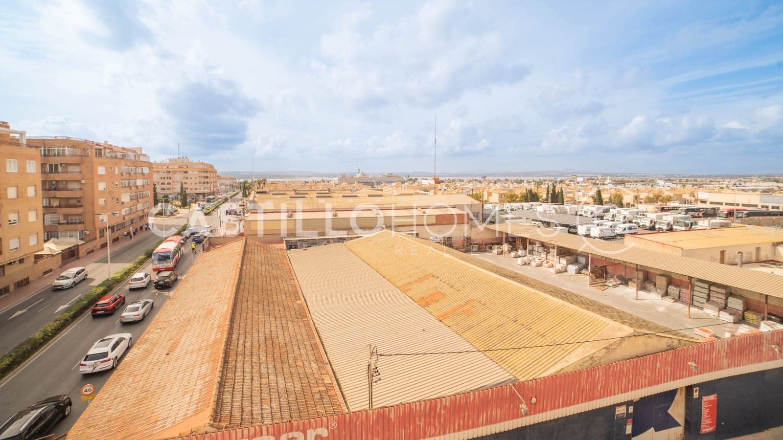 3 bedroom Apartment for sale in Torrevieja with pool - € 199,900 (Ref: 9319901)