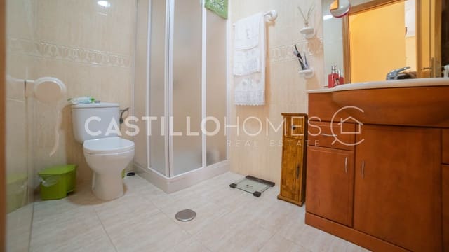2 makuuhuone Omakotitalo myytävänä paikassa La Zenia, Orihuela mukana uima-altaan - 265 000 € (Ref: 9336961)
