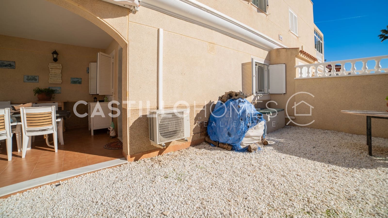 2 soverom Hus til salgs i La Zenia med svømmebasseng - € 265 000 (Ref: 9336961)