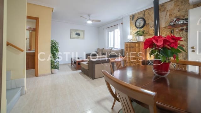 2 makuuhuone Omakotitalo myytävänä paikassa La Zenia, Orihuela mukana uima-altaan - 265 000 € (Ref: 9336961)