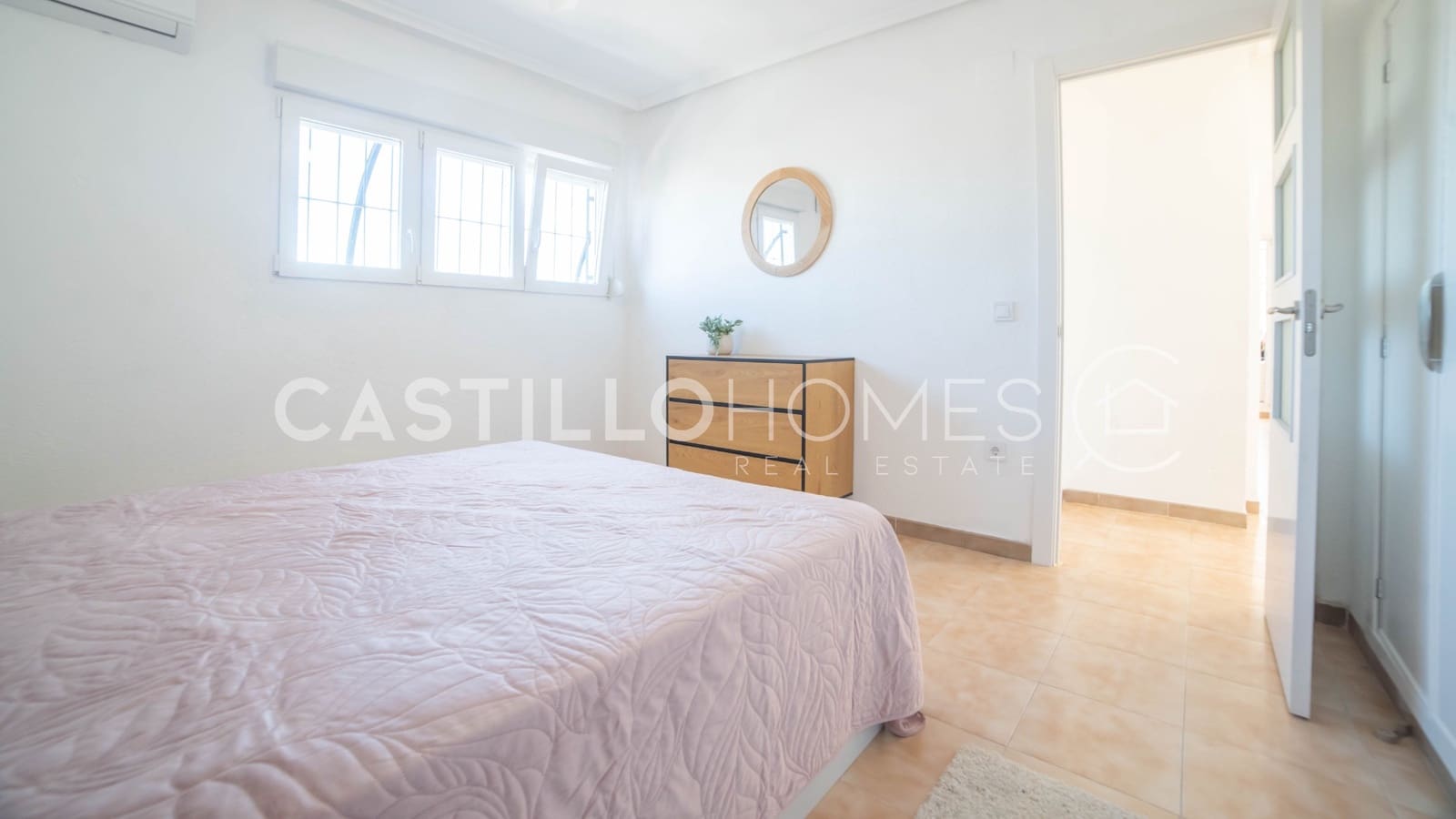 2 soverom Leilighet til salgs i Orihuela Costa - € 247 000 (Ref: 9338767)