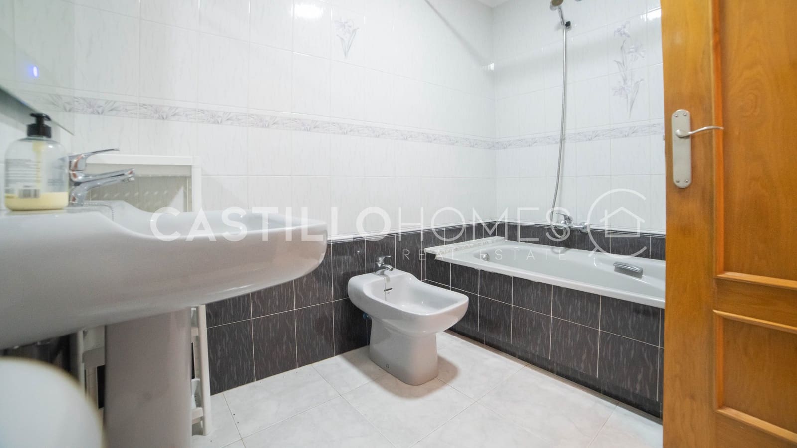 3 soverom Leilighet til salgs i Torrevieja - € 189 990 (Ref: 9352852)