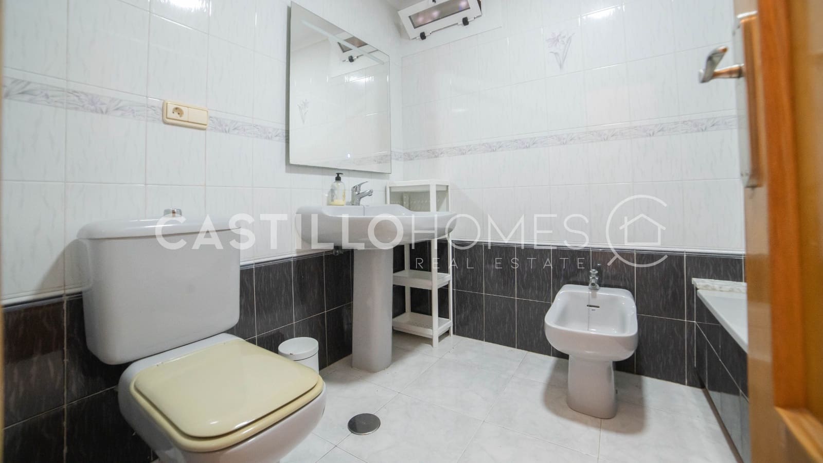 3 soverom Leilighet til salgs i Torrevieja - € 189 990 (Ref: 9352852)