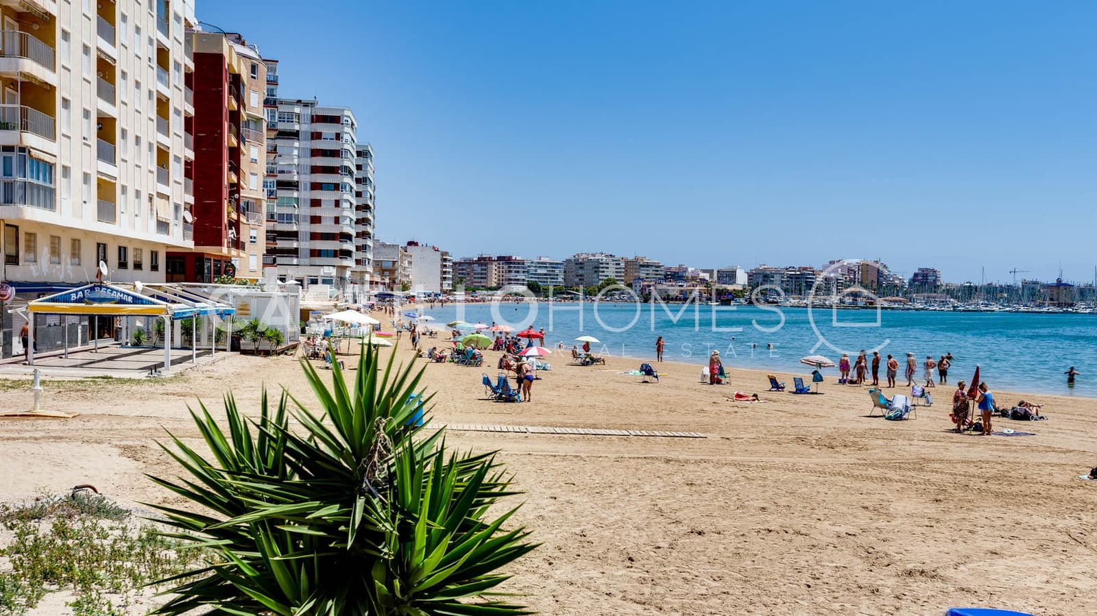 4 makuuhuone Huoneisto myytävänä paikassa Torrevieja mukana 
autotalli - 389 500 € (Ref: 9354548)