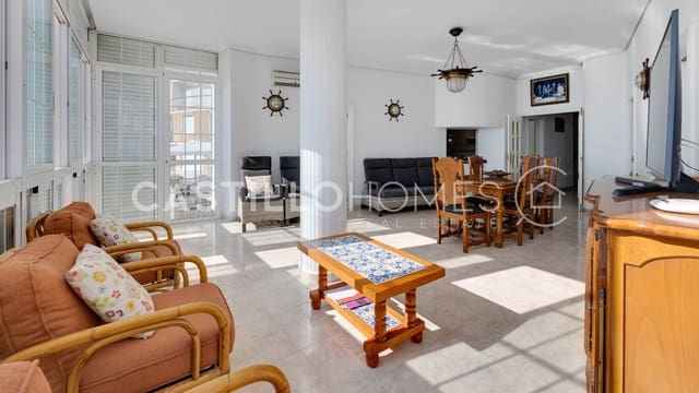 4 makuuhuone Huoneisto myytävänä paikassa Playa del Acequión, Torrevieja mukana 
autotalli - 389 500 € (Ref: 9354548)