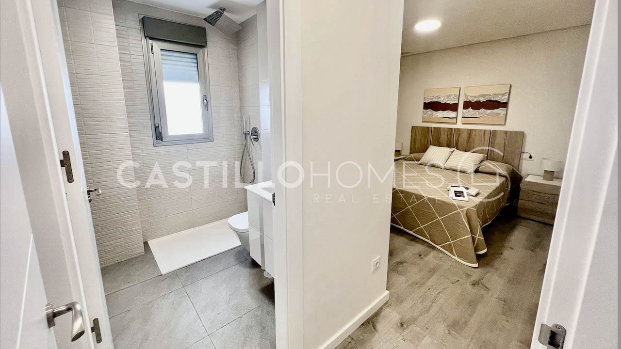 3 chambre Penthouse à vendre à Villamartin avec piscine garage - 380 000 € (Ref: 9363378)