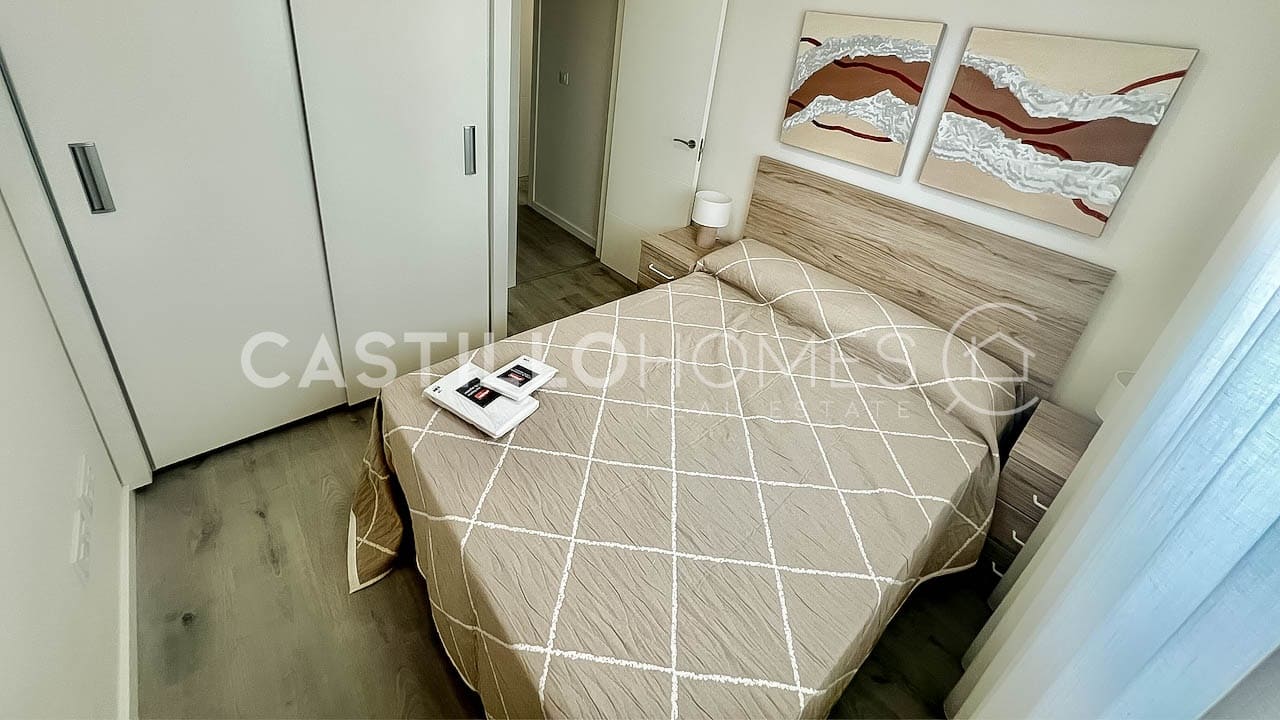 3 chambre Penthouse à vendre à Villamartin avec piscine garage - 380 000 € (Ref: 9363378)