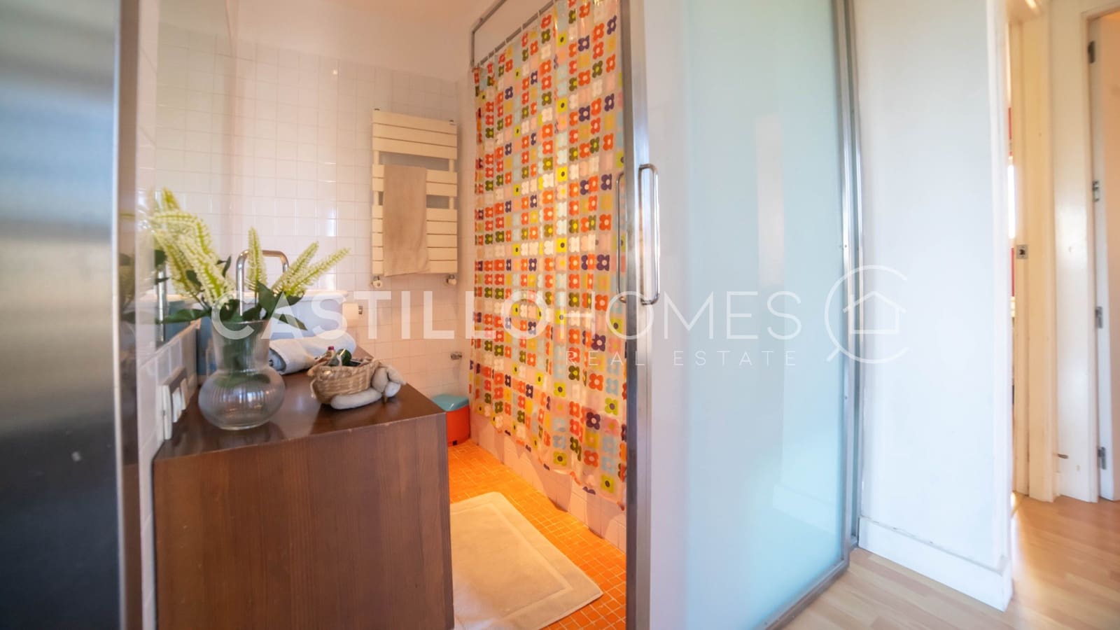 4 bedroom Townhouse for sale in La Veleta with garage - € 449,900 (Ref: 9383905)