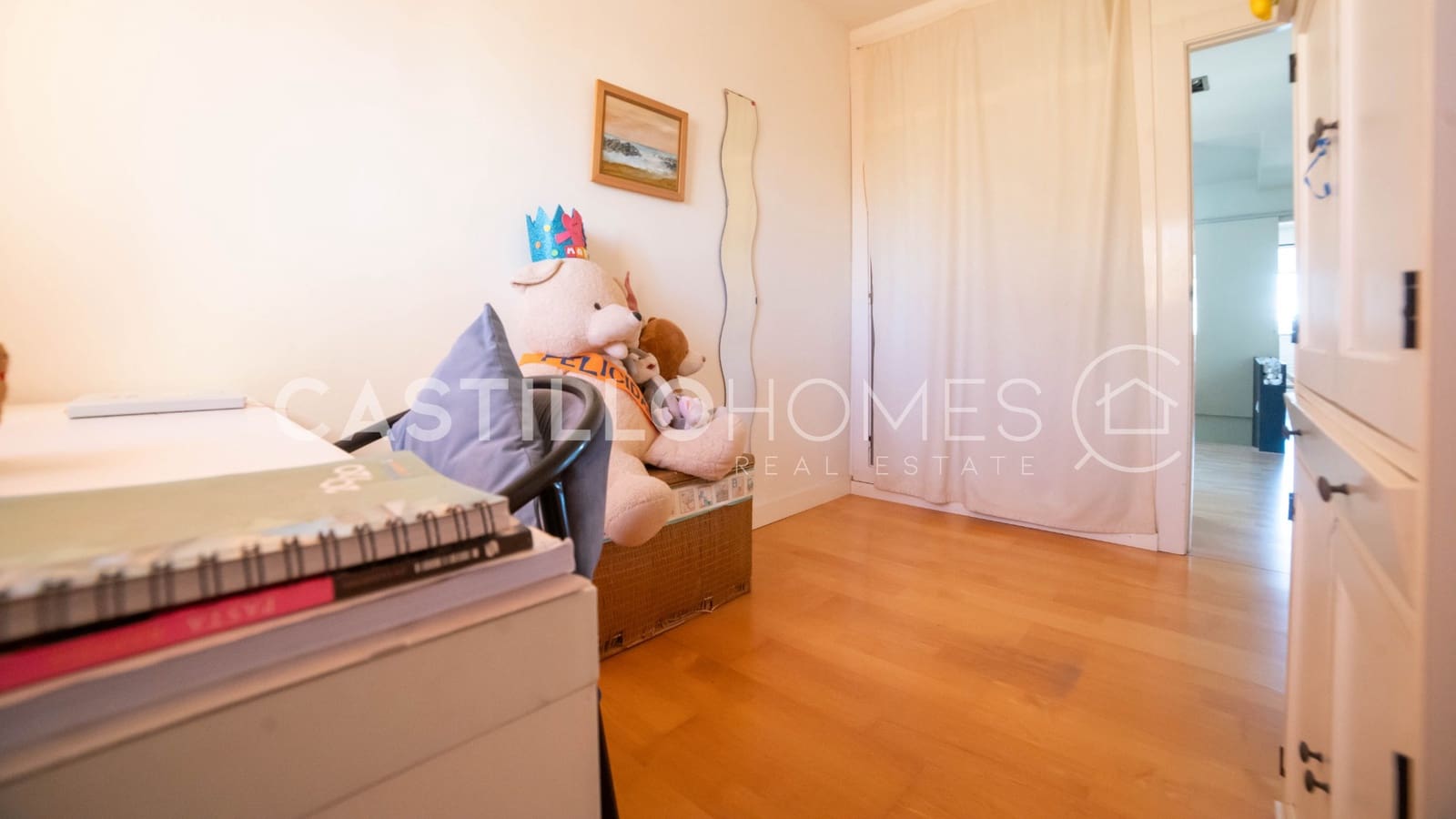 4 bedroom Townhouse for sale in La Veleta with garage - € 449,900 (Ref: 9383905)