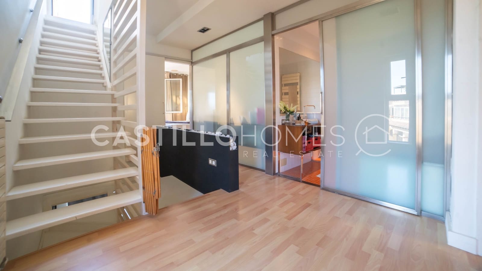 4 bedroom Townhouse for sale in La Veleta with garage - € 449,900 (Ref: 9383905)