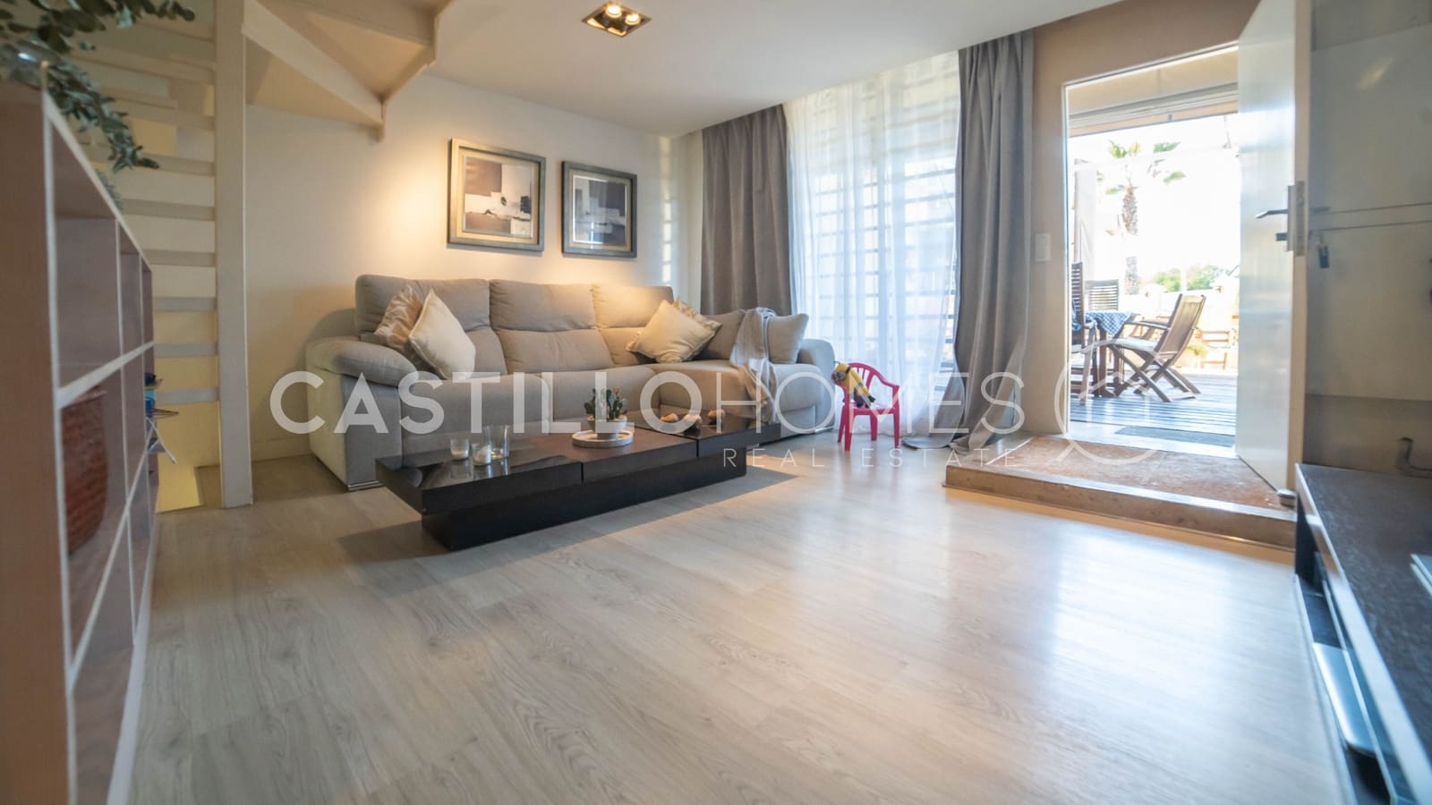 4 bedroom Townhouse for sale in La Veleta with garage - € 449,900 (Ref: 9383905)