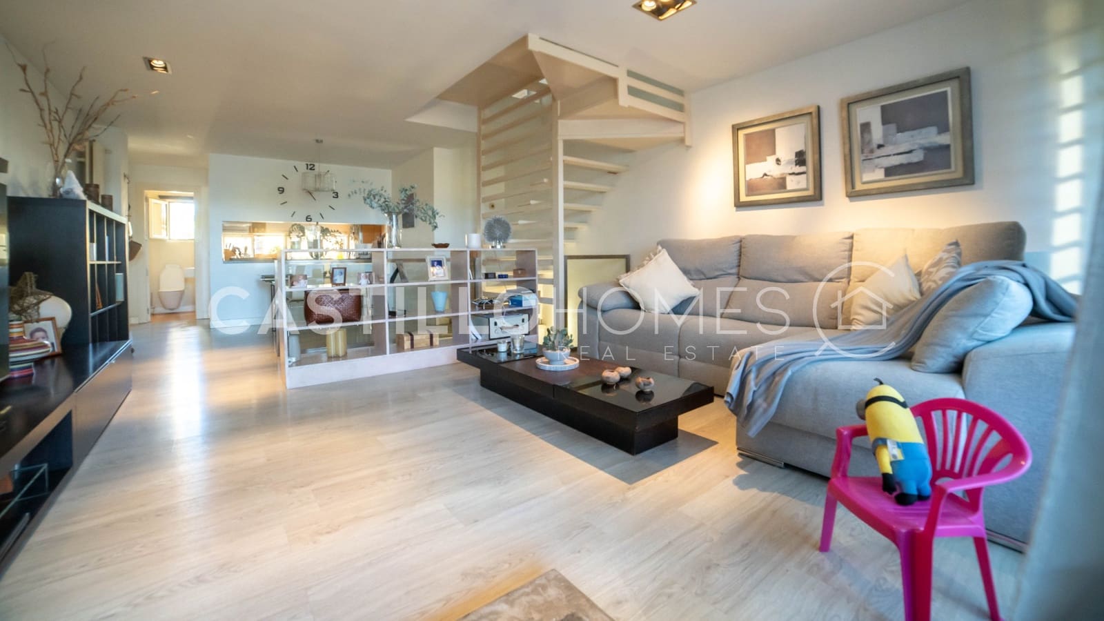 4 bedroom Townhouse for sale in La Veleta with garage - € 449,900 (Ref: 9383905)