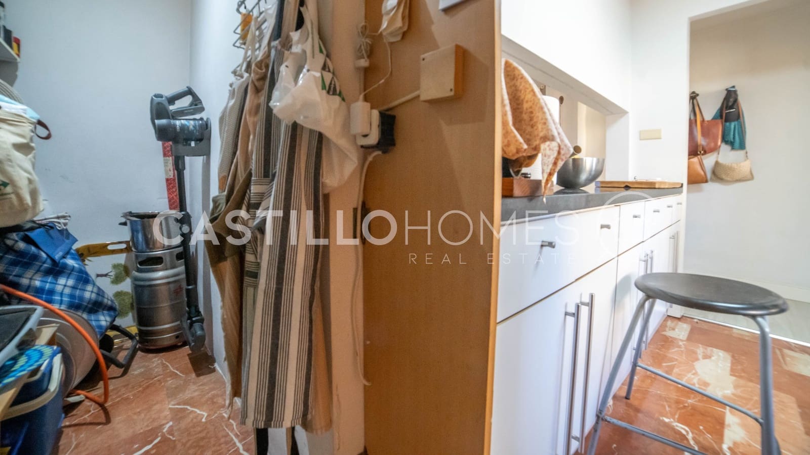 4 bedroom Townhouse for sale in La Veleta with garage - € 449,900 (Ref: 9383905)