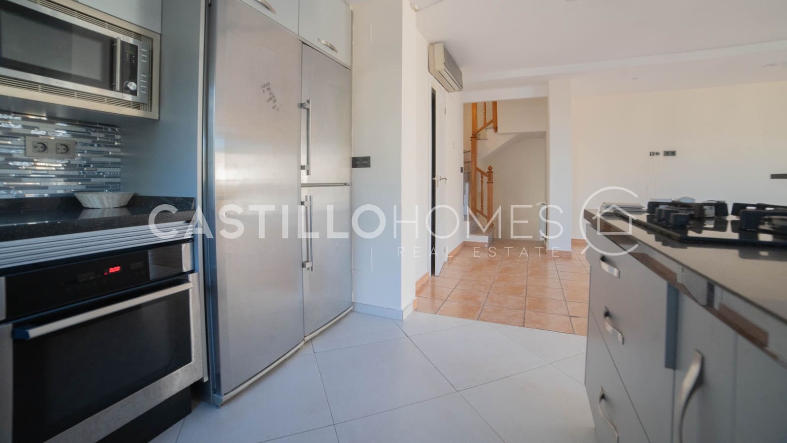 4 soverom Villa til salgs i Filipinas - € 289 900 (Ref: 9397021)