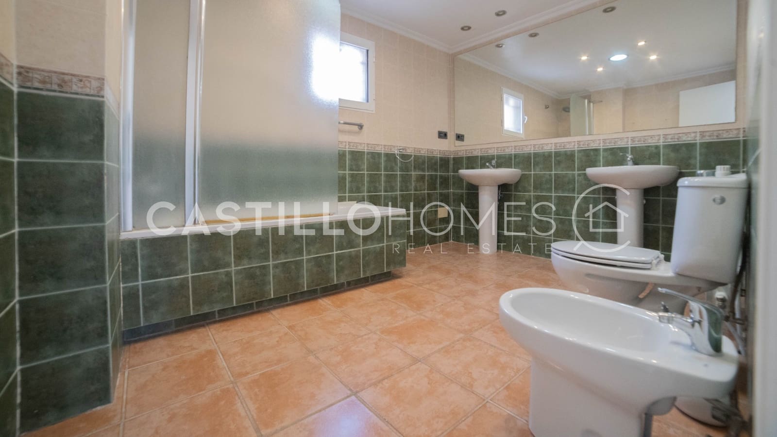 4 soverom Villa til salgs i Filipinas - € 289 900 (Ref: 9397021)