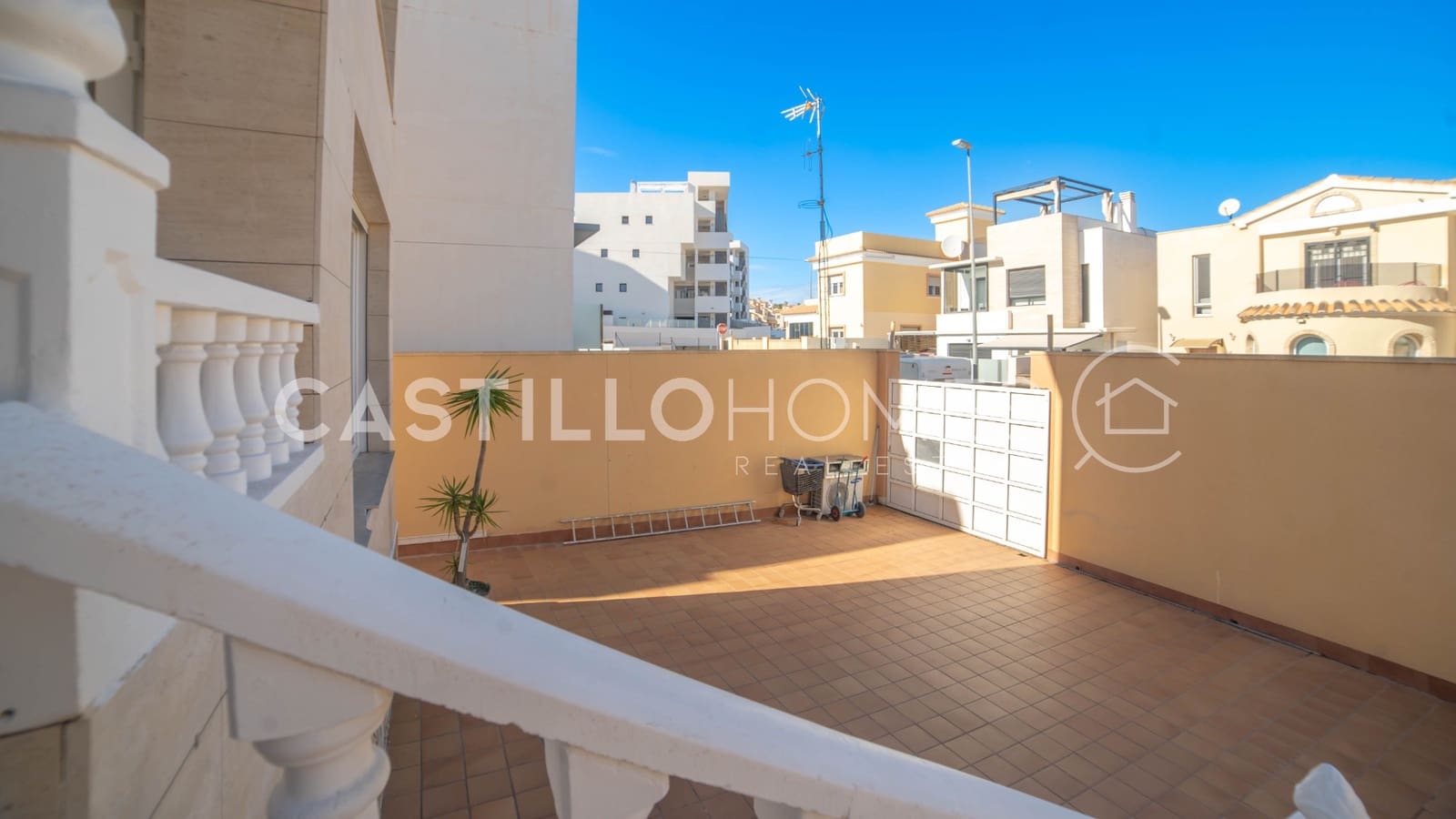 4 soverom Villa til salgs i Filipinas - € 289 900 (Ref: 9397021)