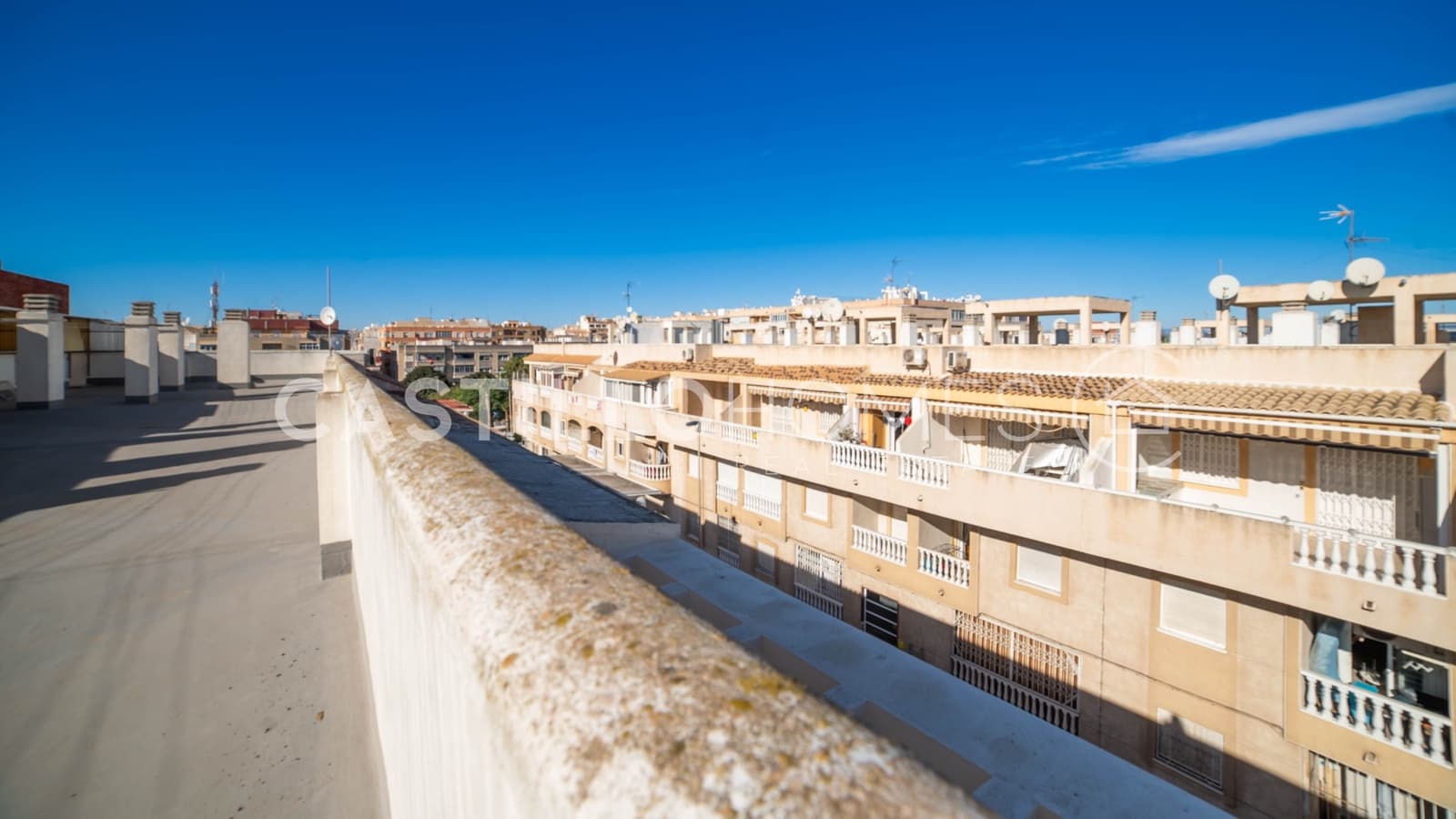 2 sypialnia Apartament na sprzedaż w Torrevieja z basenem - 145 000 € (Ref: 9405789)