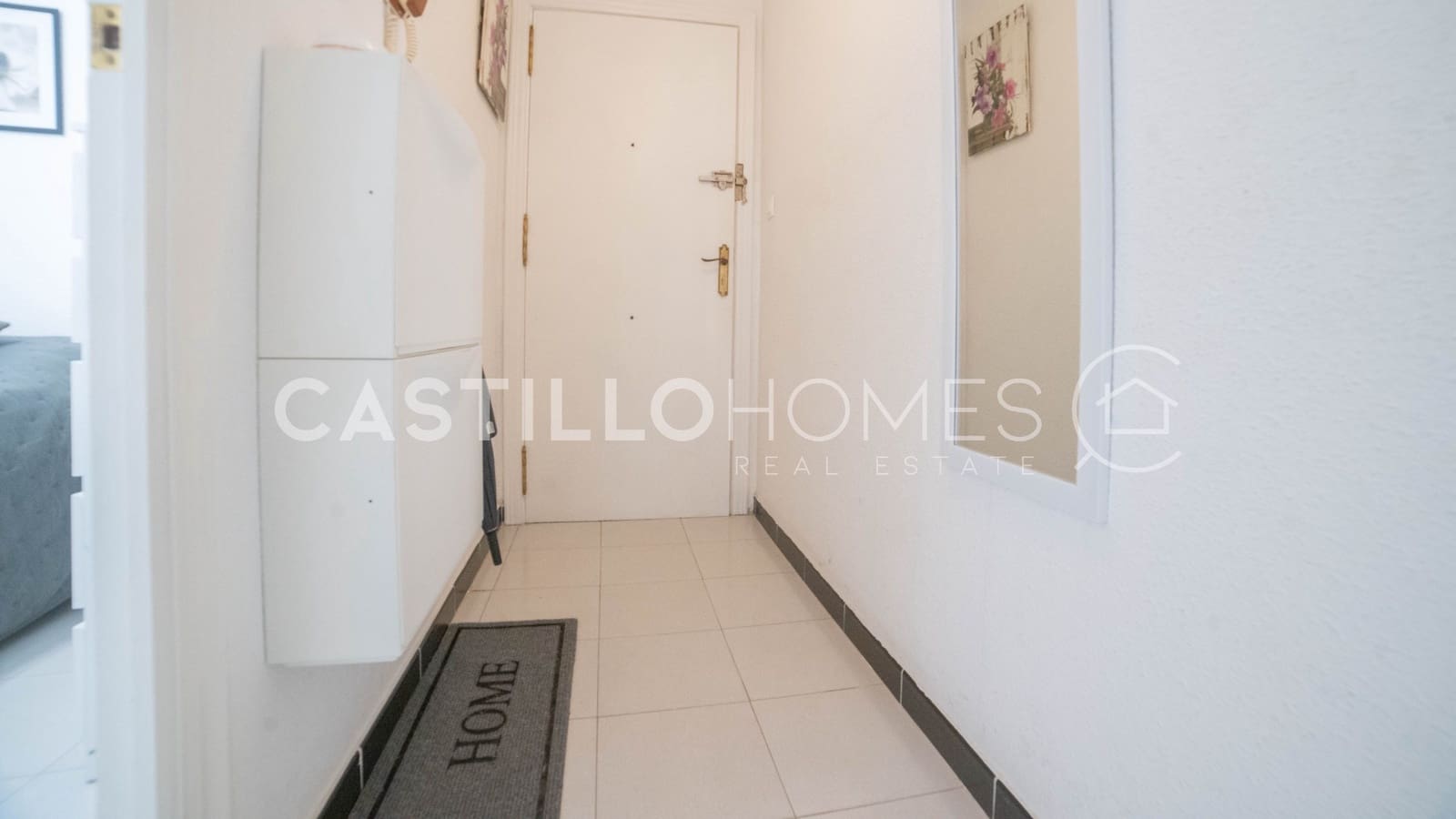 2 bedroom Apartment for sale in Torrevieja with pool - € 139,000 (Ref: 9491679)