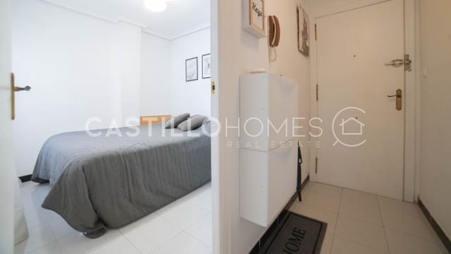 2 bedroom Apartment for sale in Centro, Torrevieja with pool - € 139,000 (Ref: 9491679)