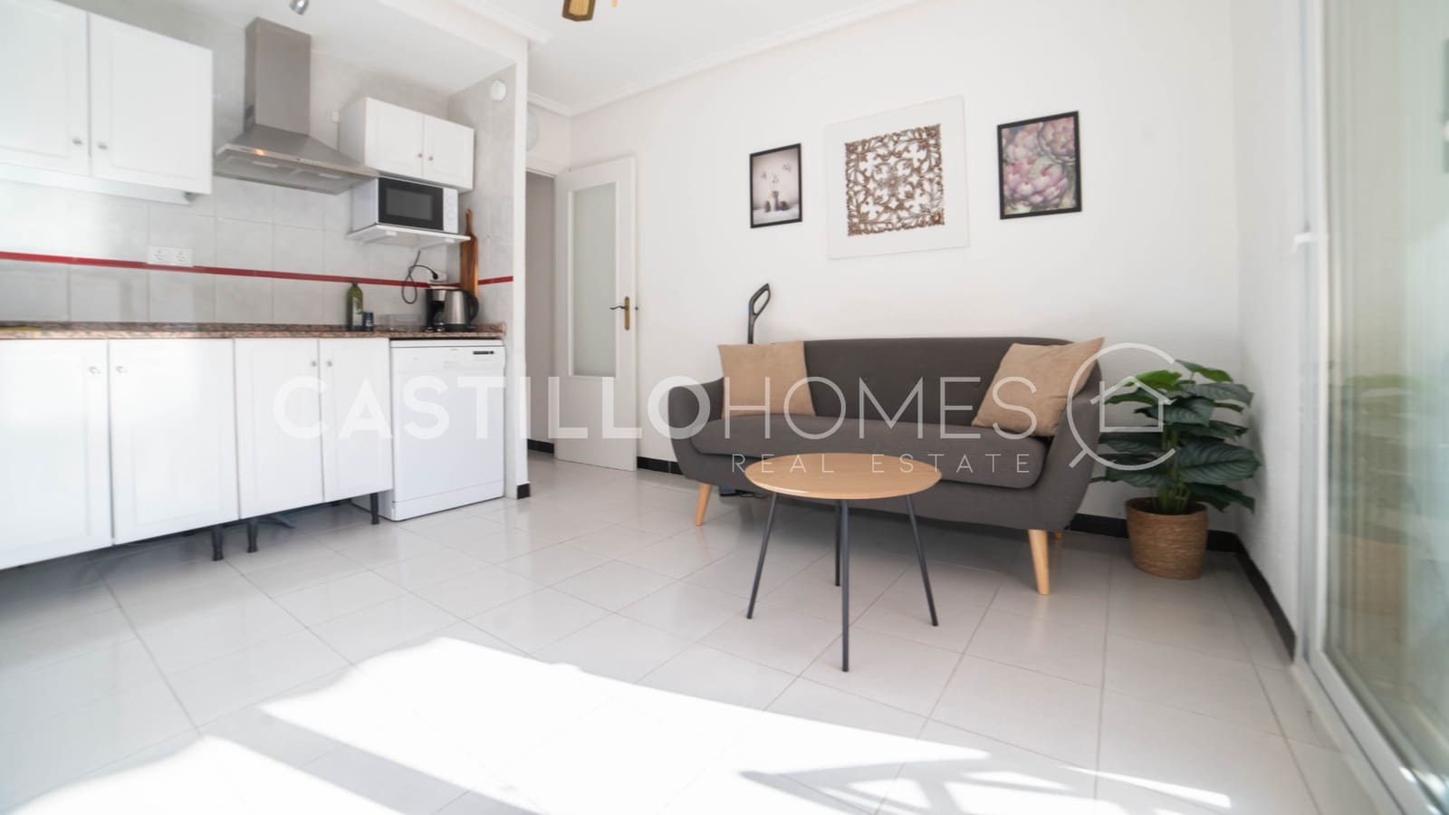 2 bedroom Apartment for sale in Torrevieja with pool - € 139,000 (Ref: 9491679)