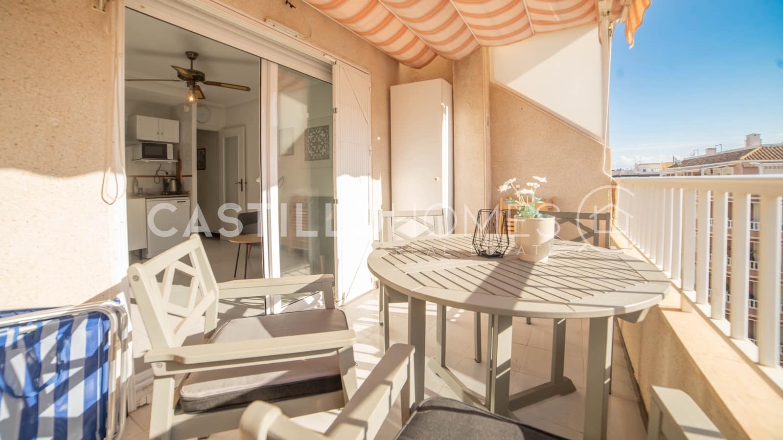 2 bedroom Apartment for sale in Torrevieja with pool - € 139,000 (Ref: 9491679)