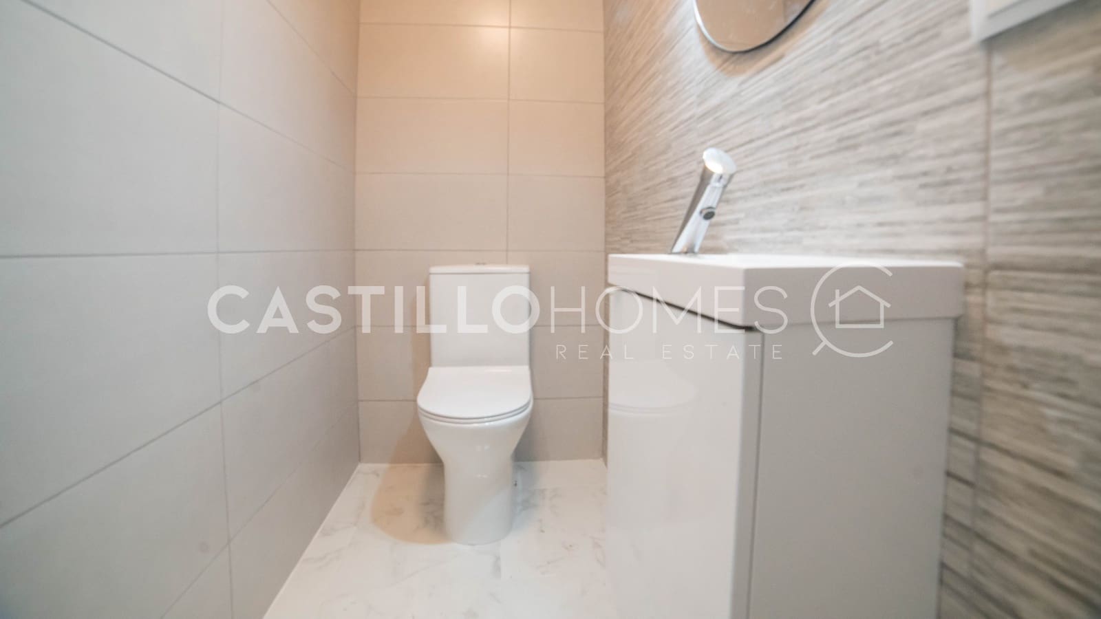 3 bedroom Apartment for sale in Torrevieja with garage - € 255,000 (Ref: 9500409)