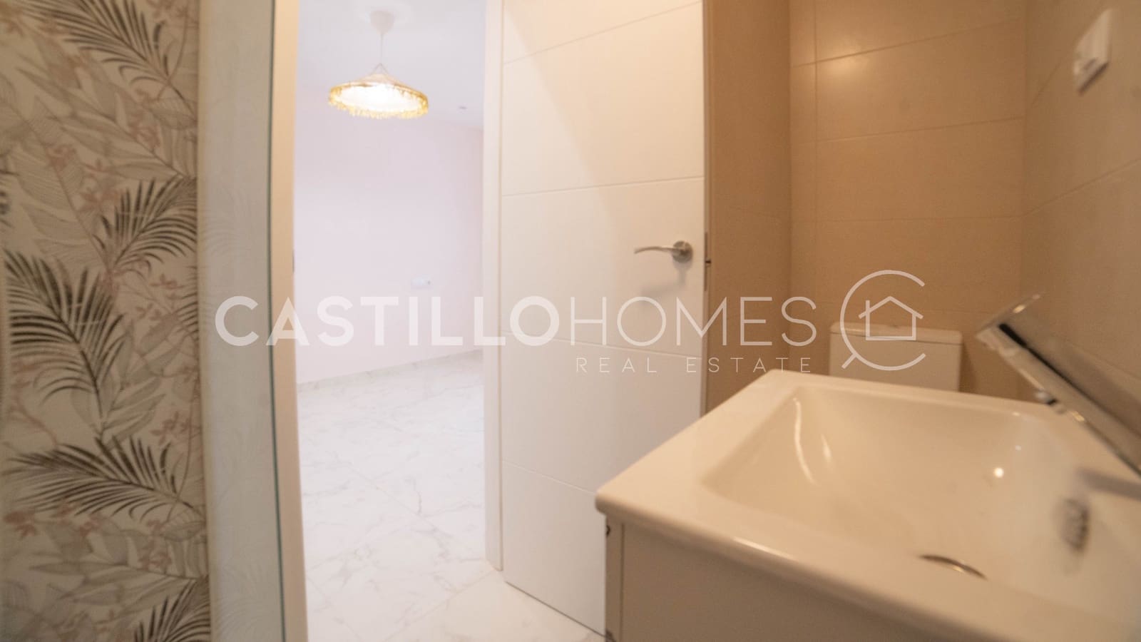 3 bedroom Apartment for sale in Torrevieja with garage - € 255,000 (Ref: 9500409)