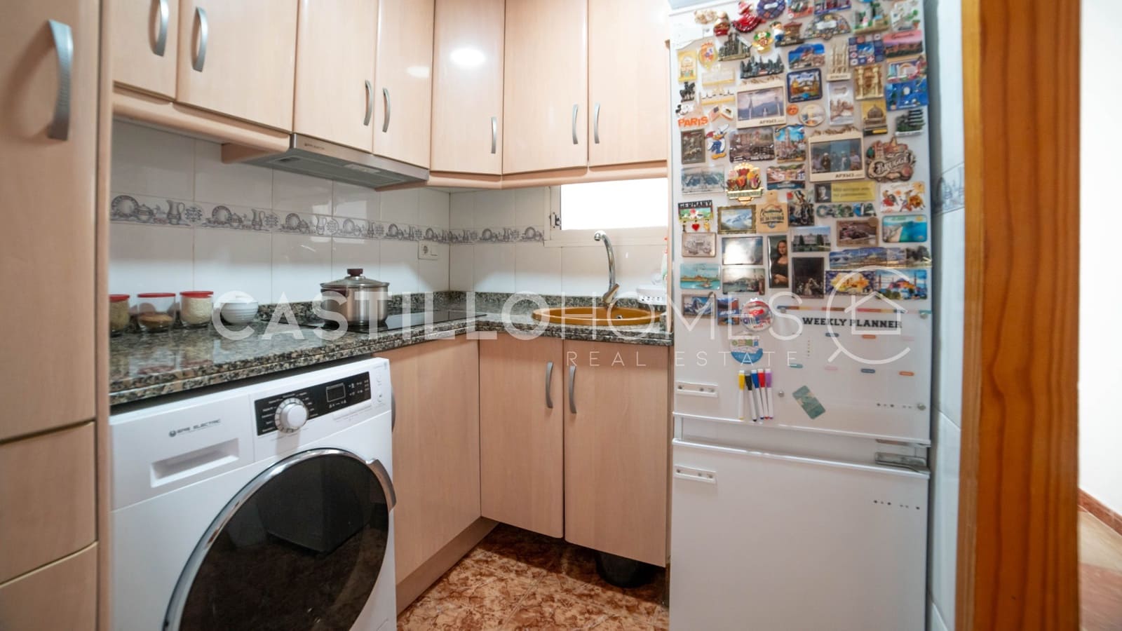 2 bedroom Penthouse for sale in Torrevieja - € 145,000 (Ref: 9609582)