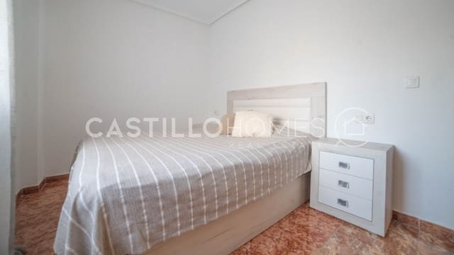 2 bedroom Penthouse for sale in Avenida Habaneras - Curva de Palangre, Torrevieja - € 145,000 (Ref: 9609582)